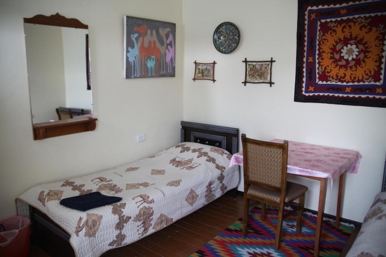 Art Guest House USTO Boukhara Extérieur photo