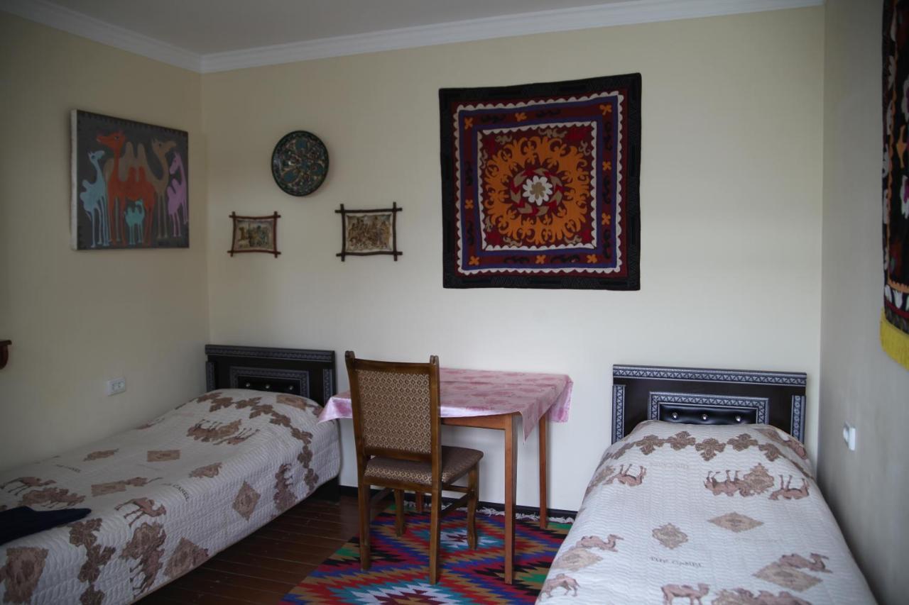 Art Guest House USTO Boukhara Extérieur photo