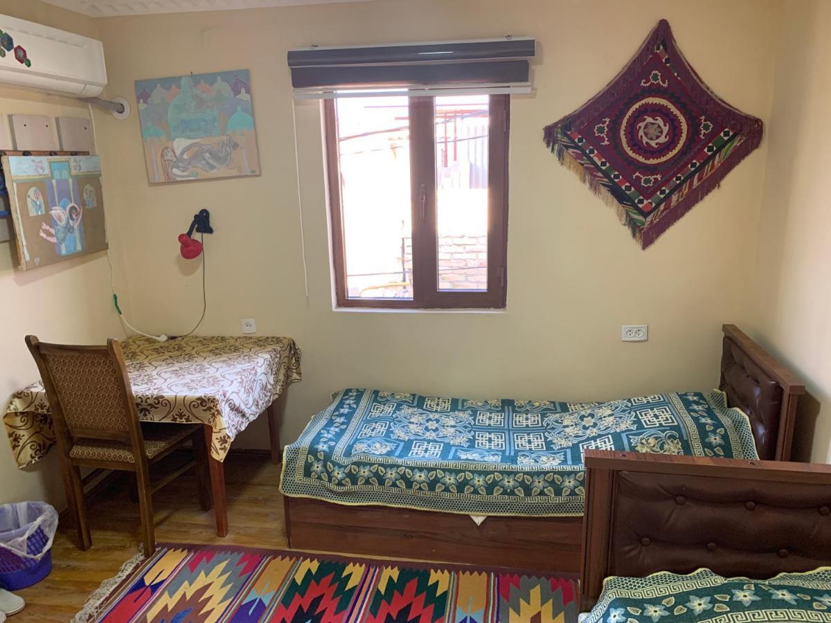 Art Guest House USTO Boukhara Extérieur photo